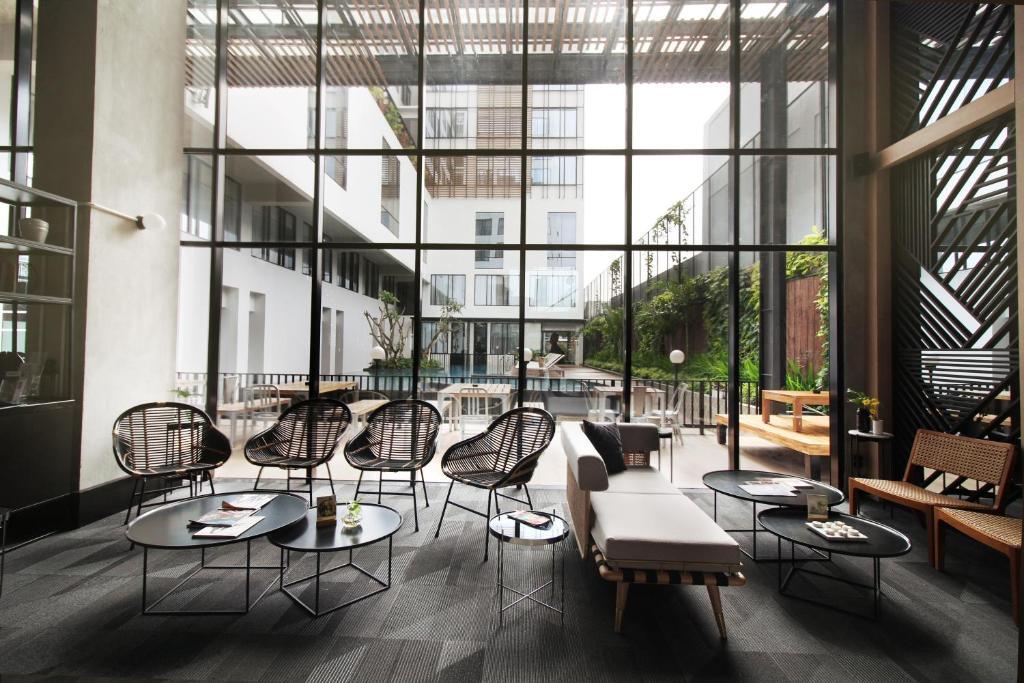 Gaia Cosmo Hotel Yogyakarta Exteriör bild