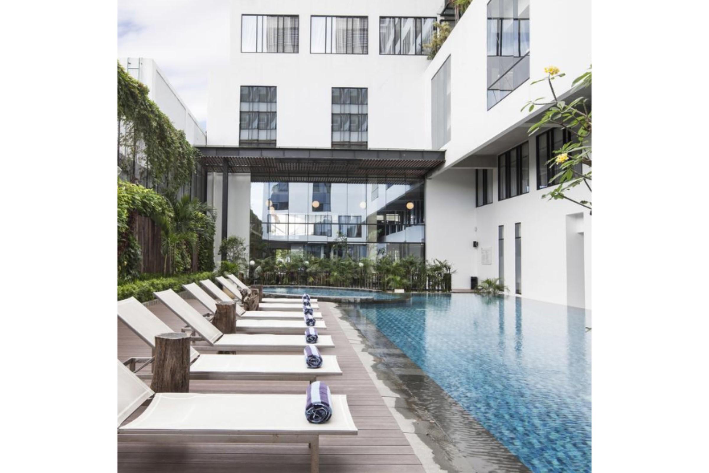 Gaia Cosmo Hotel Yogyakarta Exteriör bild