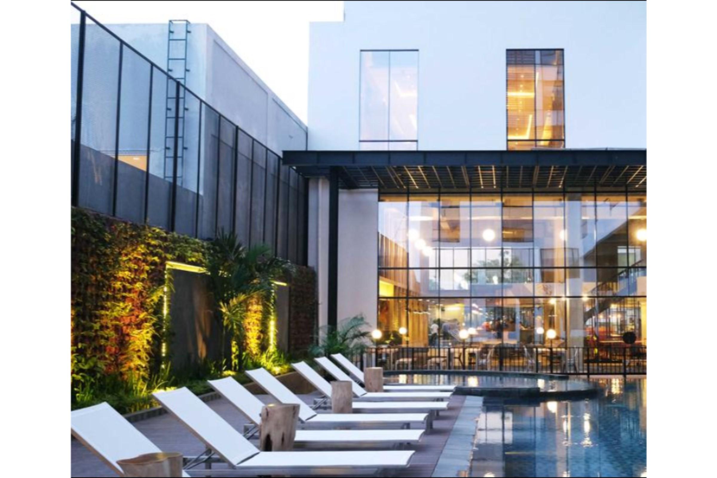 Gaia Cosmo Hotel Yogyakarta Exteriör bild