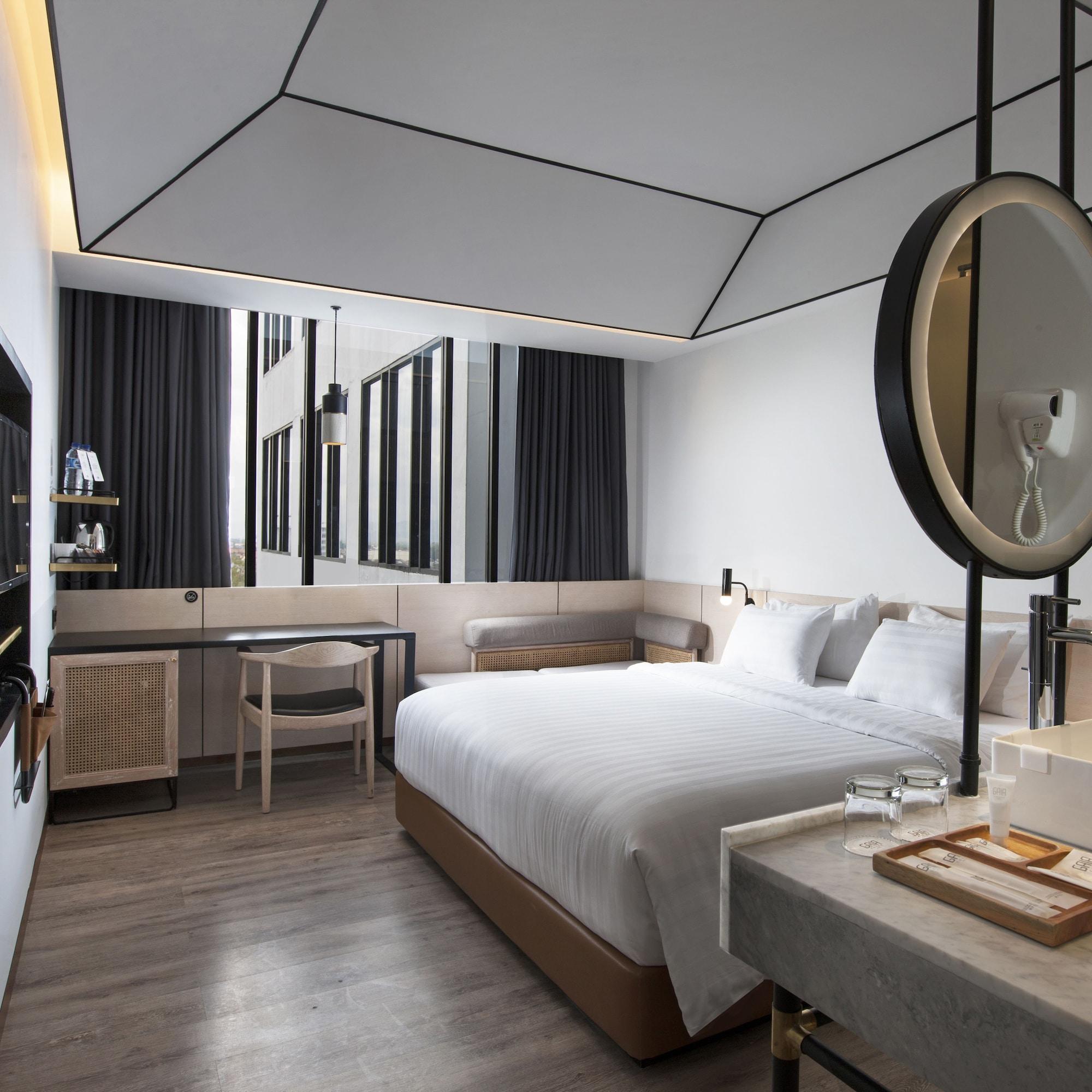 Gaia Cosmo Hotel Yogyakarta Exteriör bild