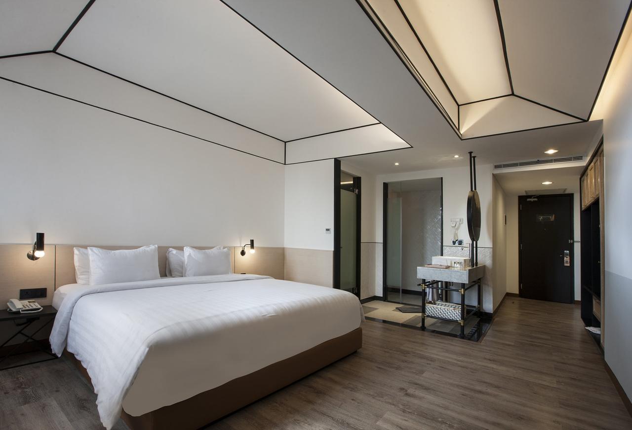 Gaia Cosmo Hotel Yogyakarta Exteriör bild